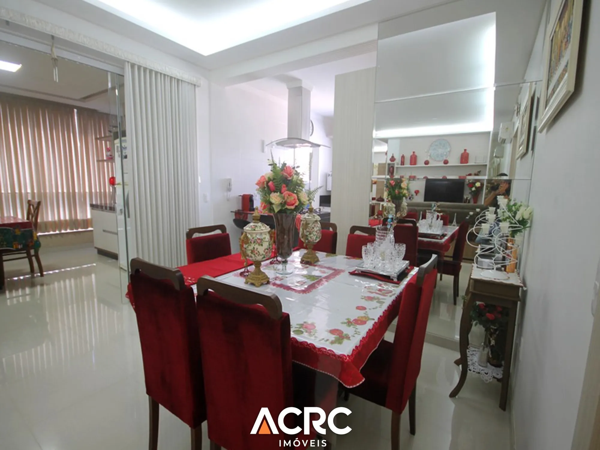 Apartamento com 04 suítes para venda no bairro Meia Praia em Itapema | ACRC Imóveis — foto 3