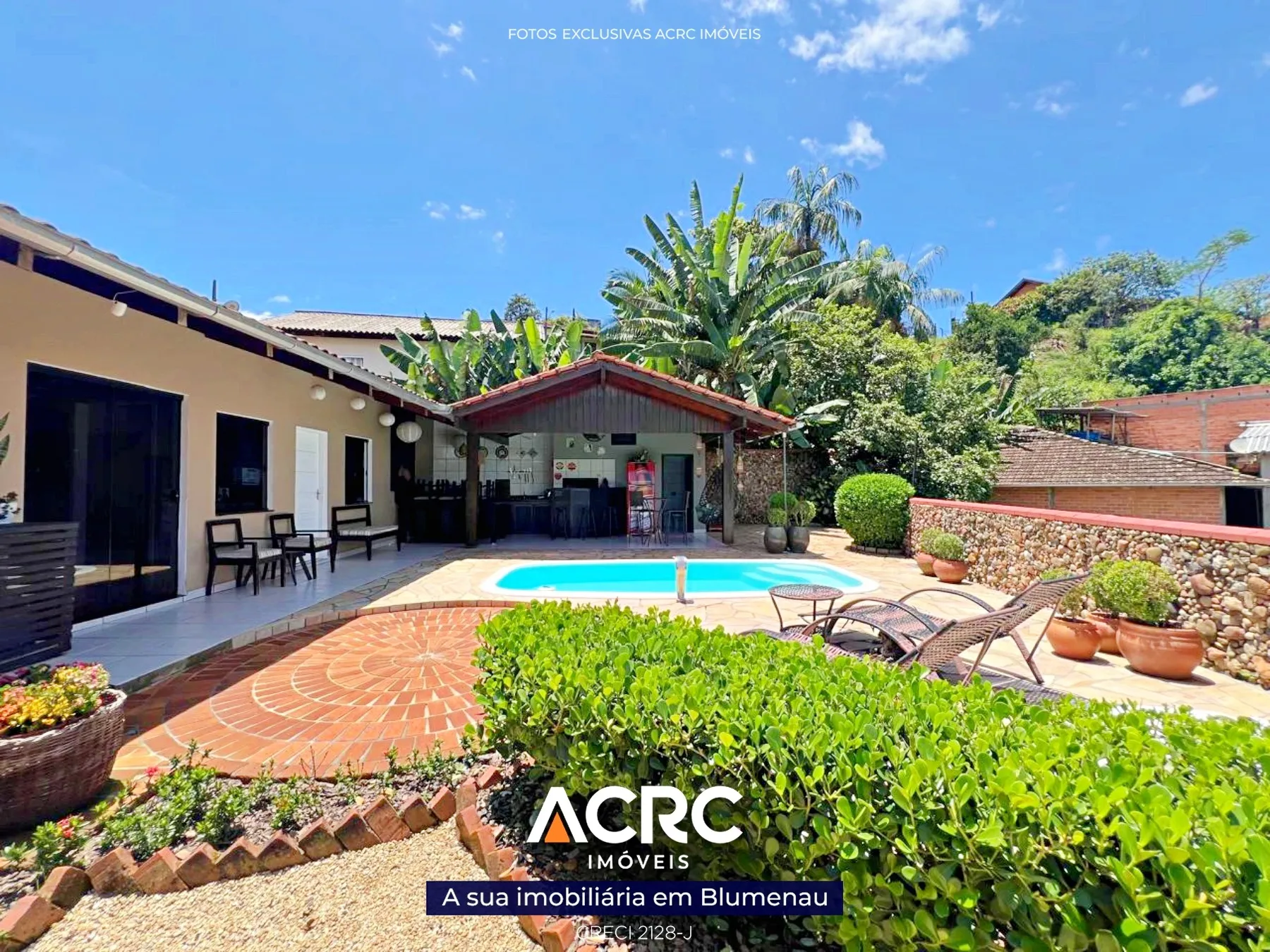 Casa · à venda · 3 quartos · 200m² · Testo Salto, Blumenau