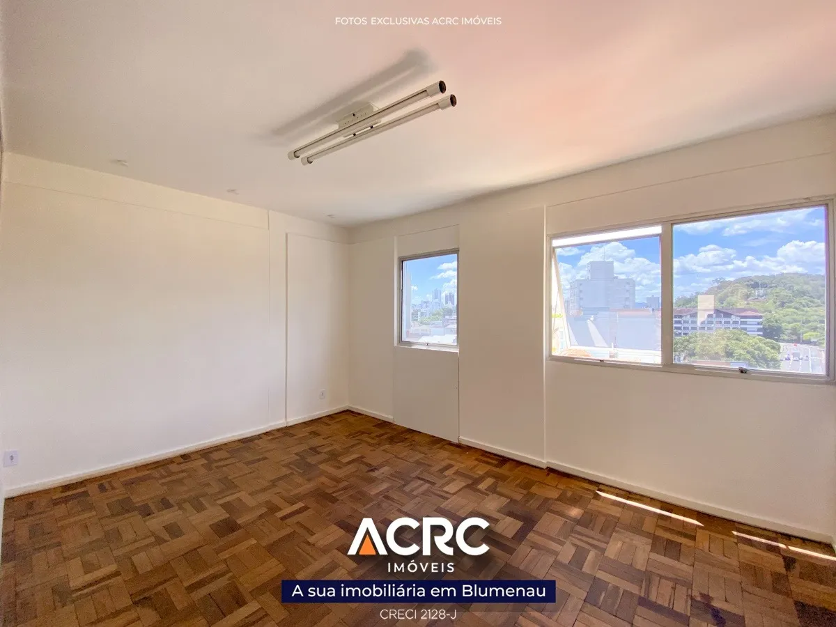 Sala para locação em Blumenau no bairro Centro | ACRC Imóveis - foto 1