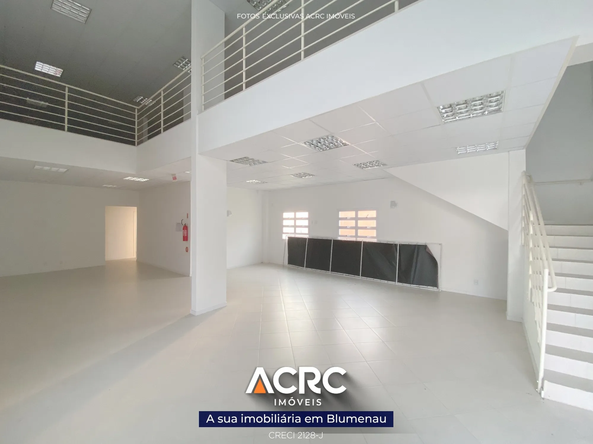 ACRC Imóveis - PD00106 - Imóvel comercial com rentabilidade de aluguel contendo 10 lojas no Bairro Itoupava Norte — foto 3