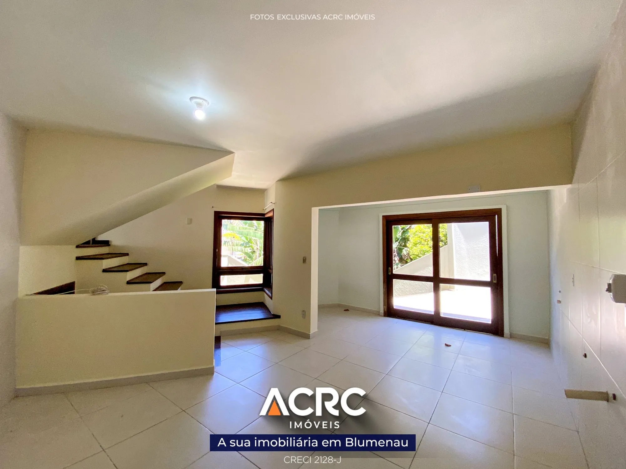 Casa com piscina para venda em Blumenau no Bairro Garcia | ACRC Imóveis — foto 2