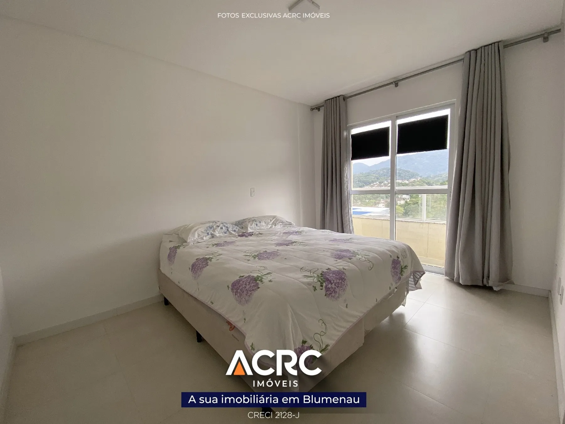 ACRC IMÓVEIS - Apartamento semi mobiliado com 02 dormitórios sendo 01 suíte no bairro Itoupava Central — foto 5