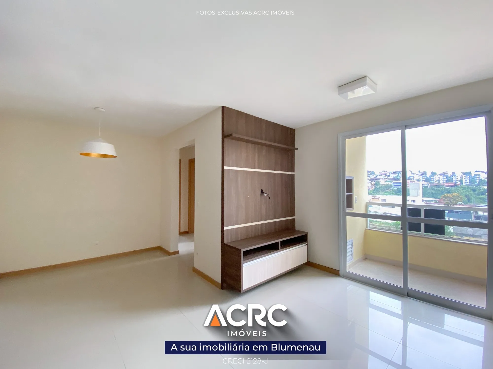 ACRC IMÓVEIS - Apartamento com 03 dormitórios no bairro Fortaleza — foto 3