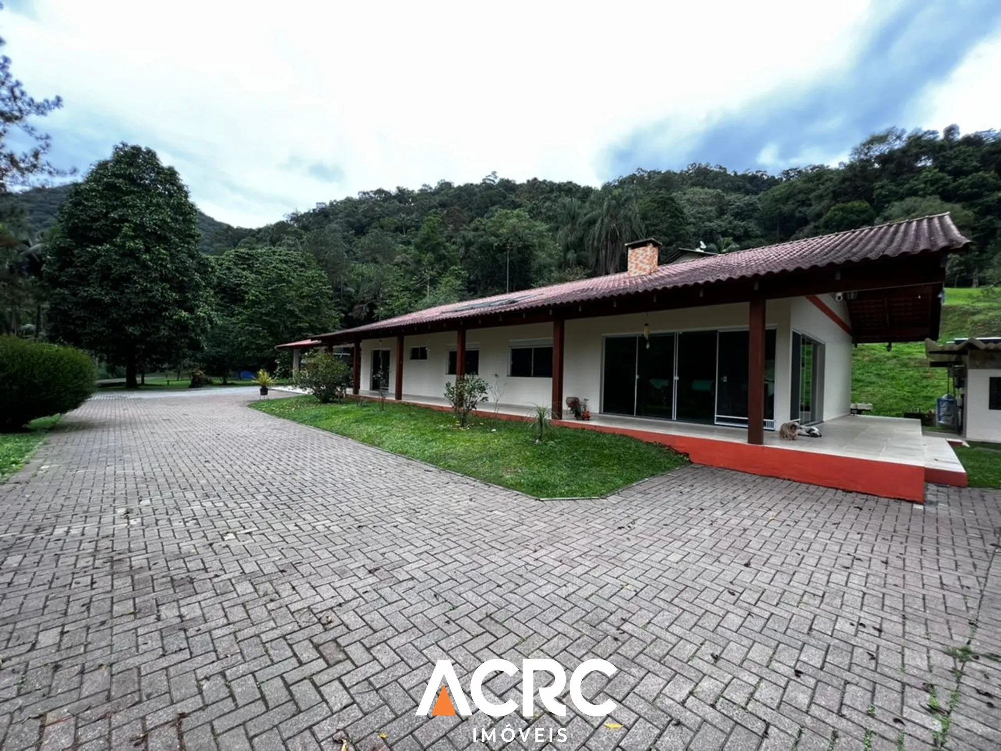ACRC Imóveis - Amplo Sítio à venda no bairro Gaspar Alto — foto 2