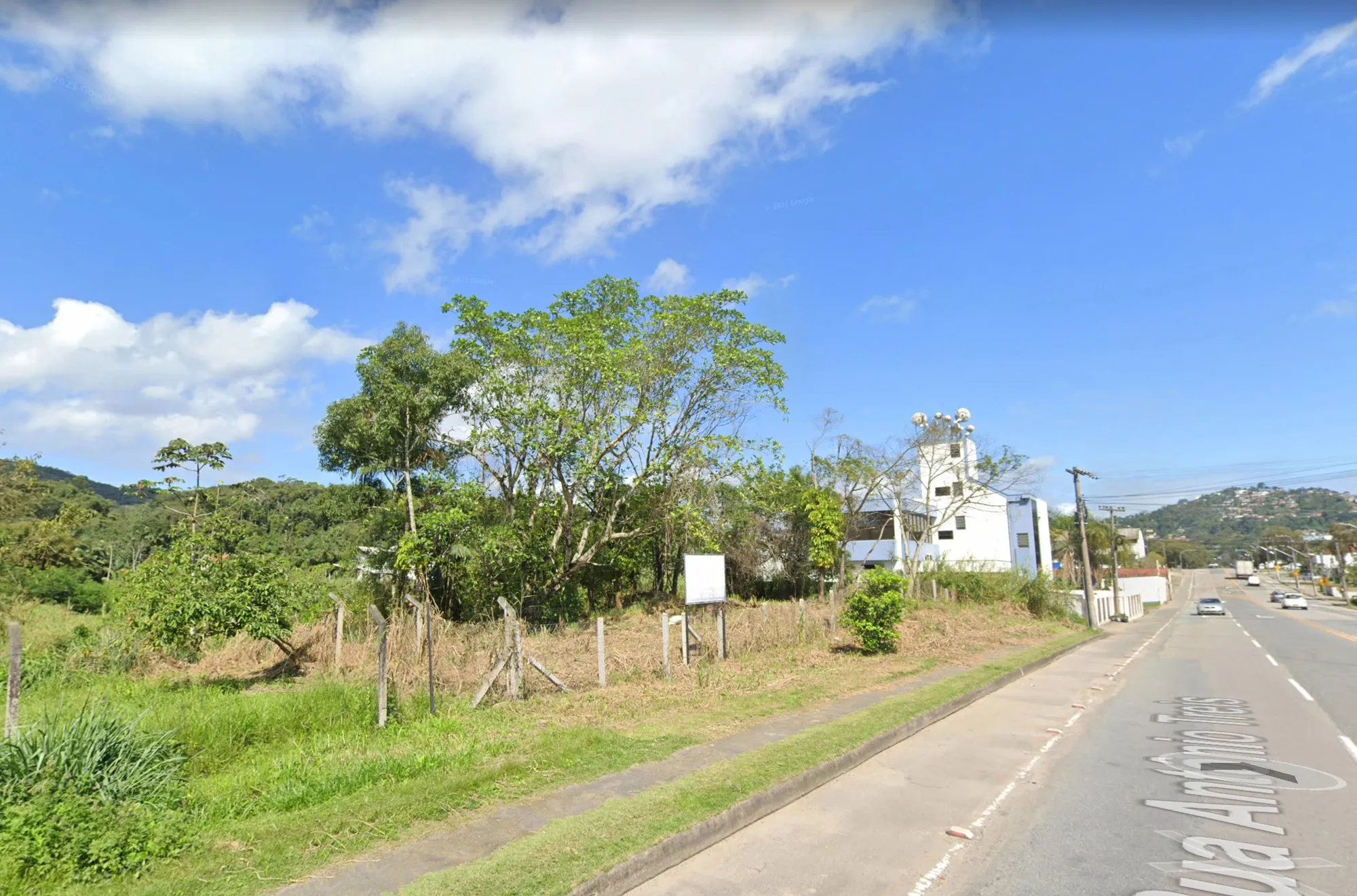 ACRC Imóveis - Terreno para venda em Blumenau no bairro Vorstadt. - foto 1