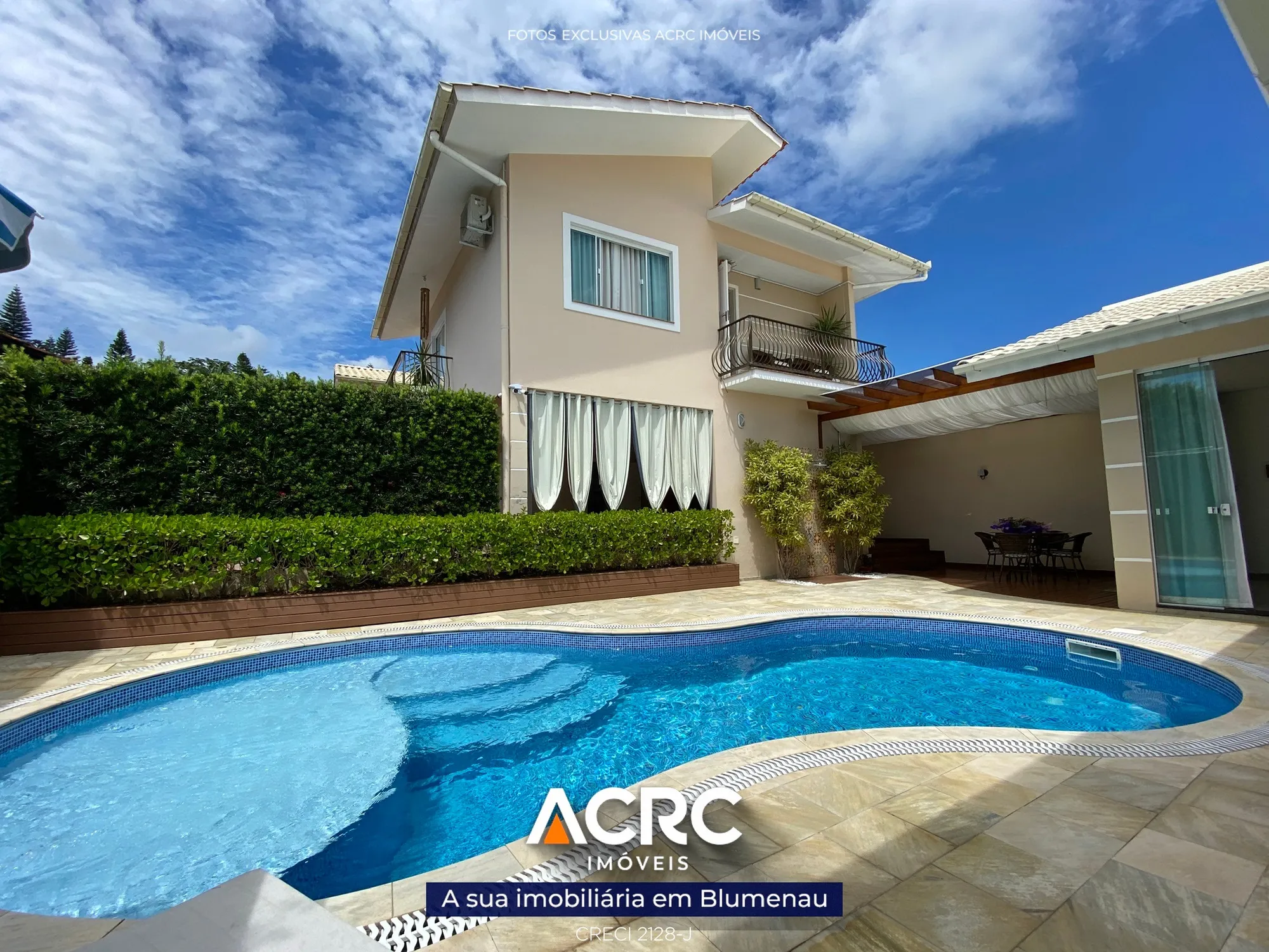 ACRC Imóveis - Casa para Venda em Indaial no Bairro Estados - foto 1