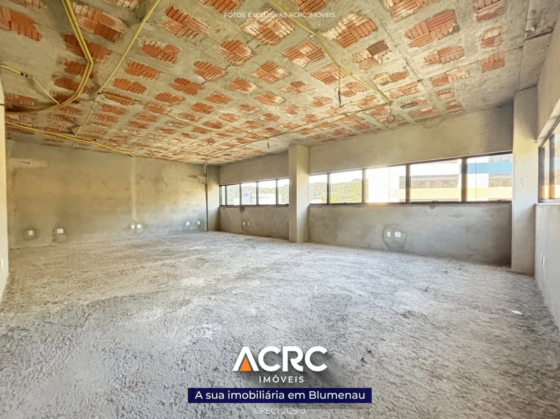 ACRC Imóveis - Sala comercial nova em prédio comercial para venda no Bairro Garcia, próxima ao terminal e ao Hospital Santa Catarina — foto 5