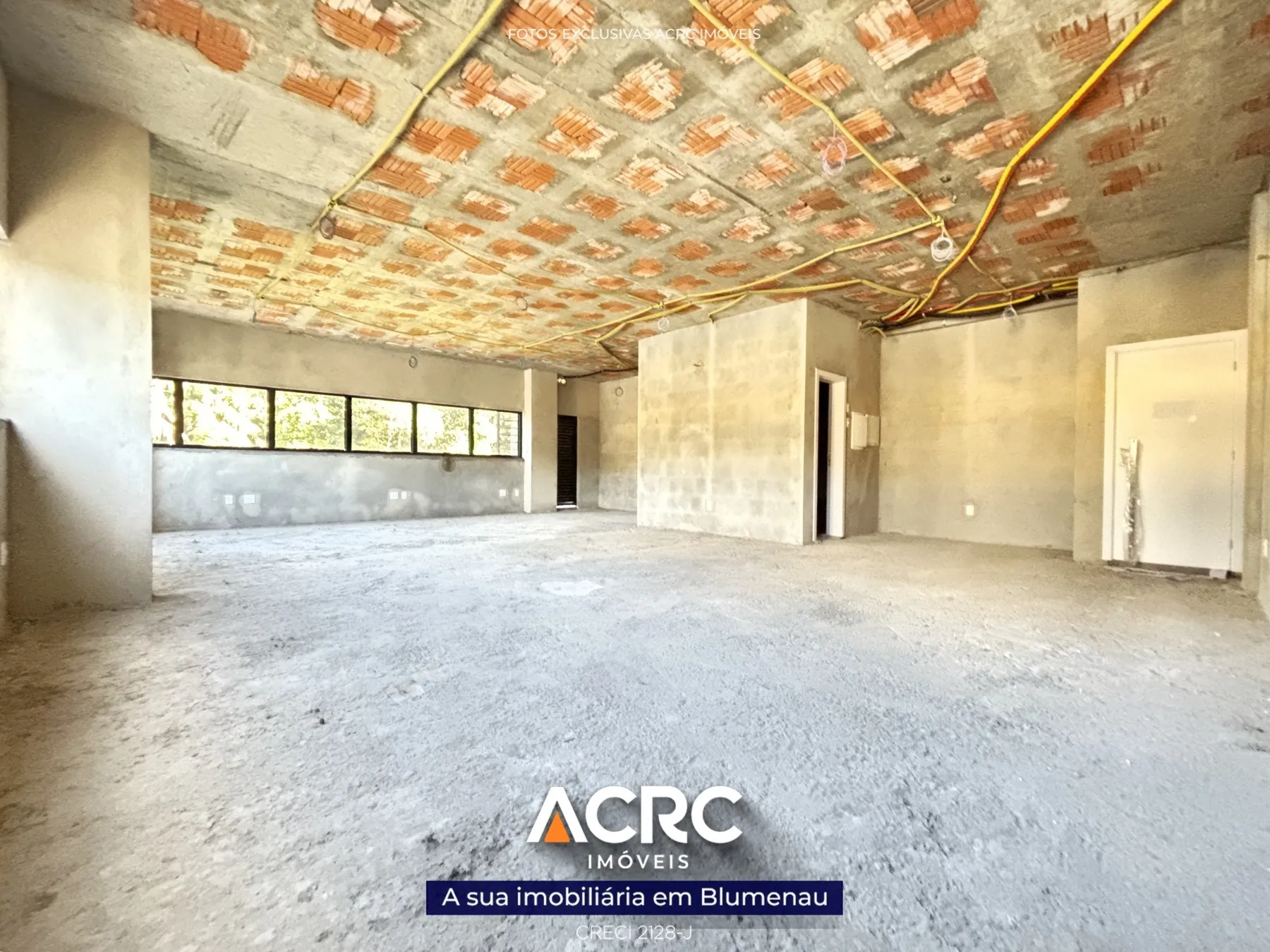 ACRC Imóveis - Sala comercial nova em prédio comercial para venda no Bairro Garcia, próxima ao terminal e ao Hospital Santa Catarina — foto 6