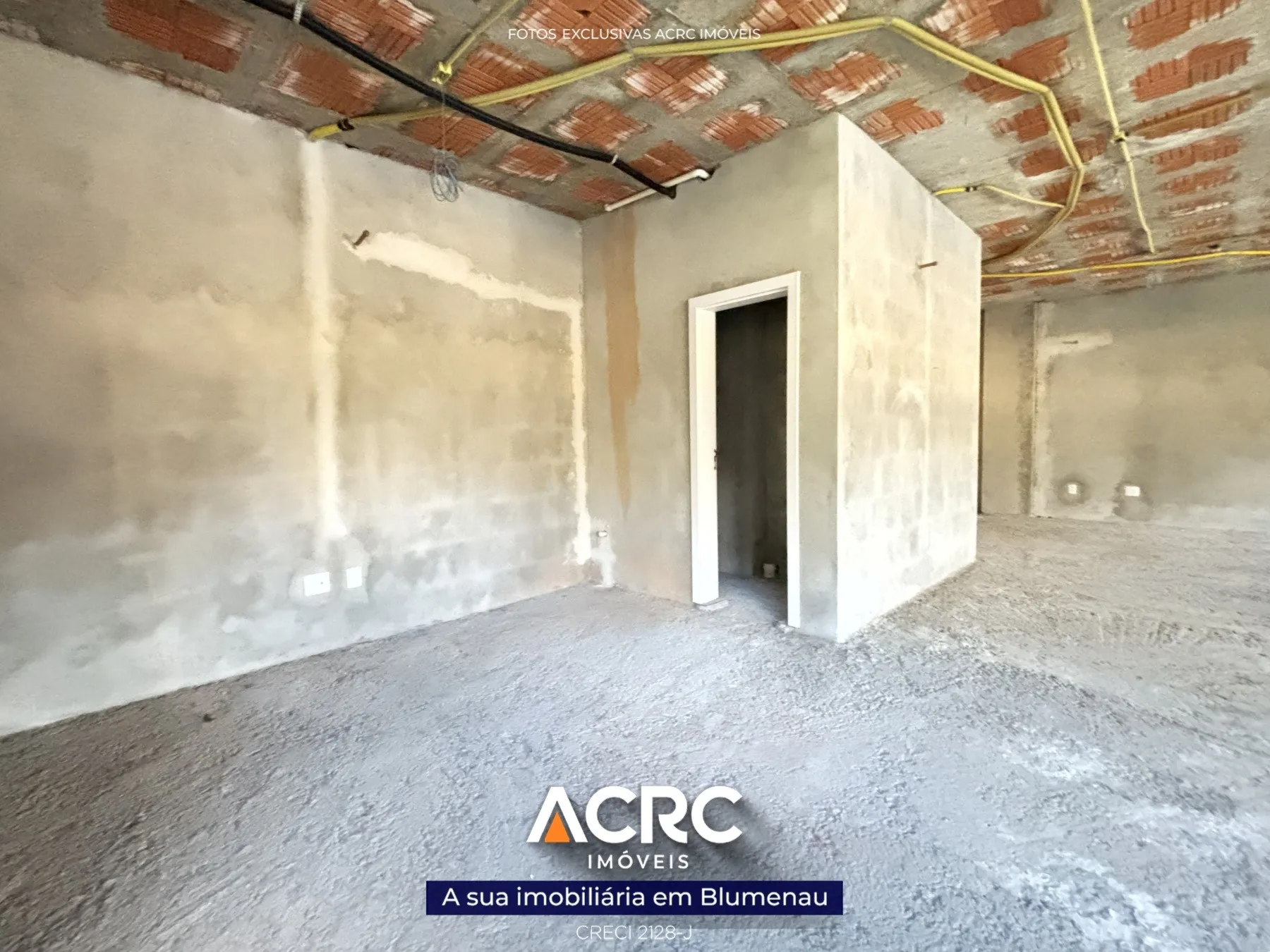 ACRC Imóveis - Sala comercial nova em prédio comercial para venda no Bairro Garcia, próxima ao terminal e ao Hospital Santa Catarina — foto 7