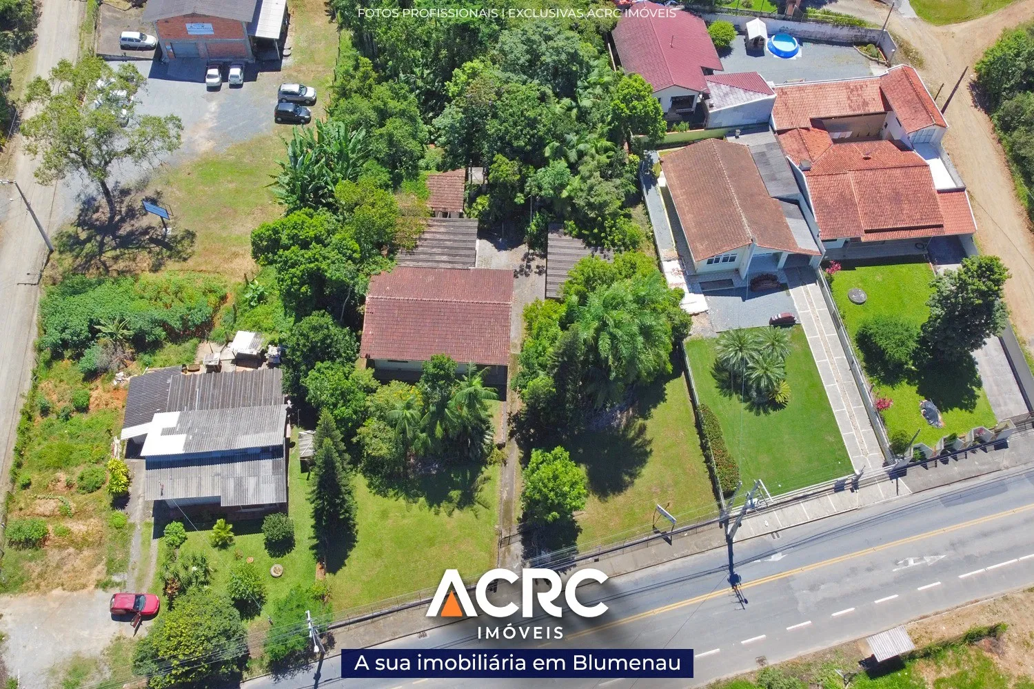 ACRC Imóveis - Terreno comercial/residencial com amplas dimensões para venda no Bairro Badenfurt — foto 3