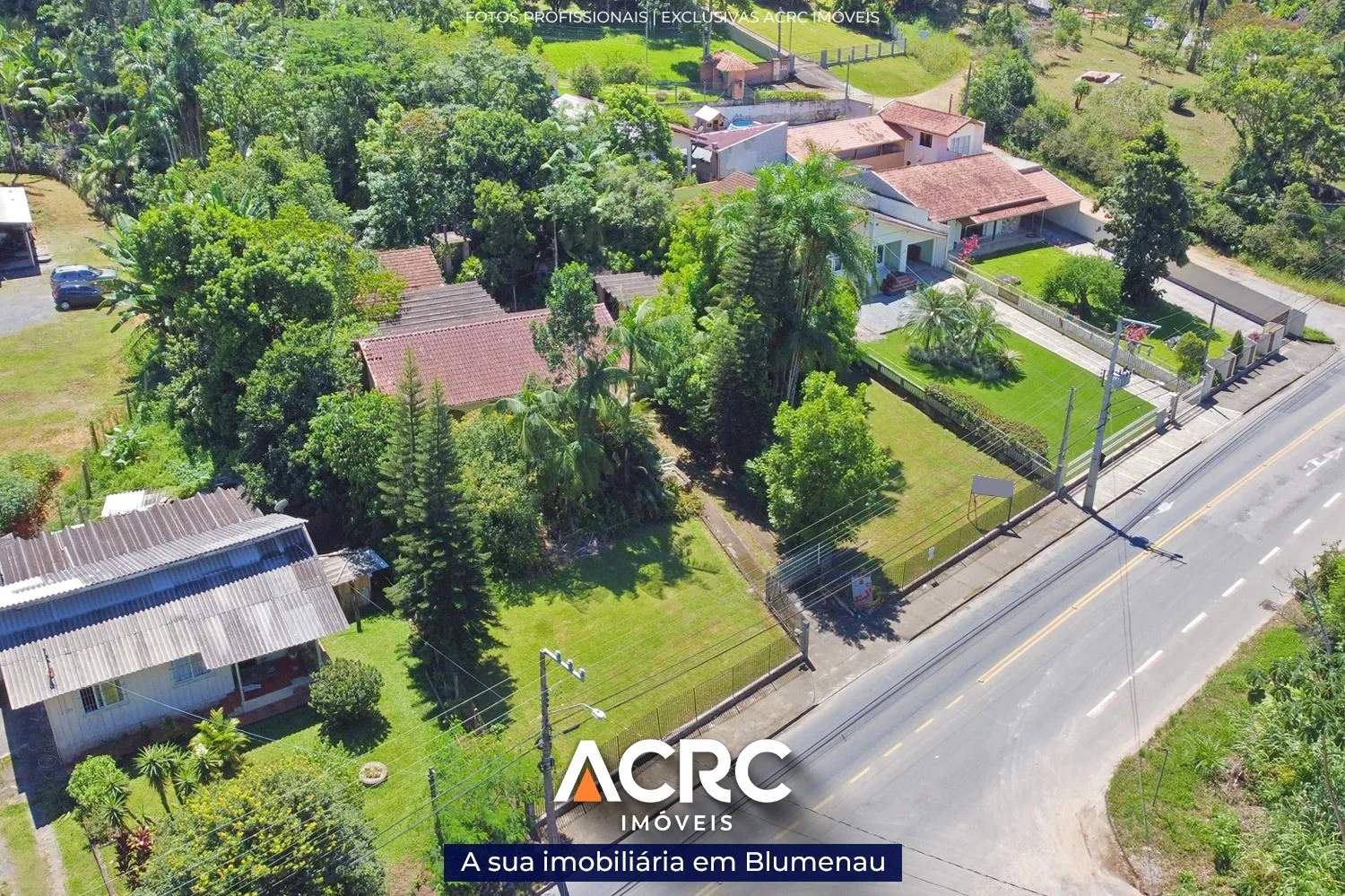 ACRC Imóveis - Terreno comercial/residencial com amplas dimensões para venda no Bairro Badenfurt — foto 4