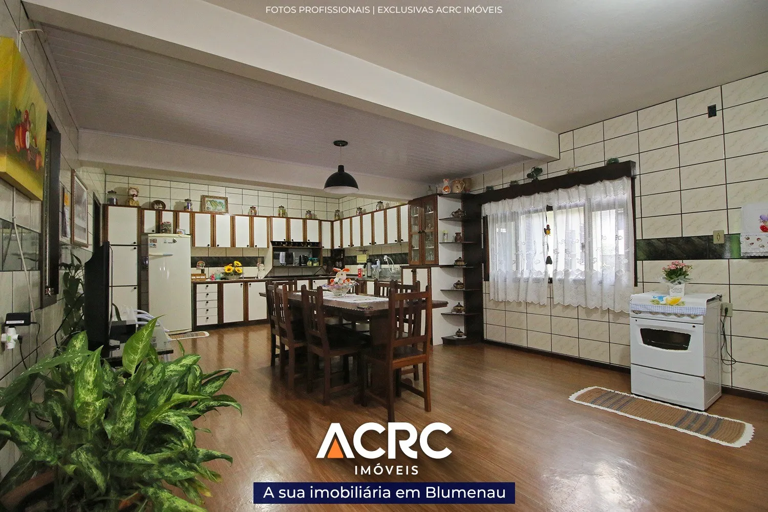 ACRC Imóveis - Casa com amplo terreno para venda no Bairro Itoupavazinha — foto 5