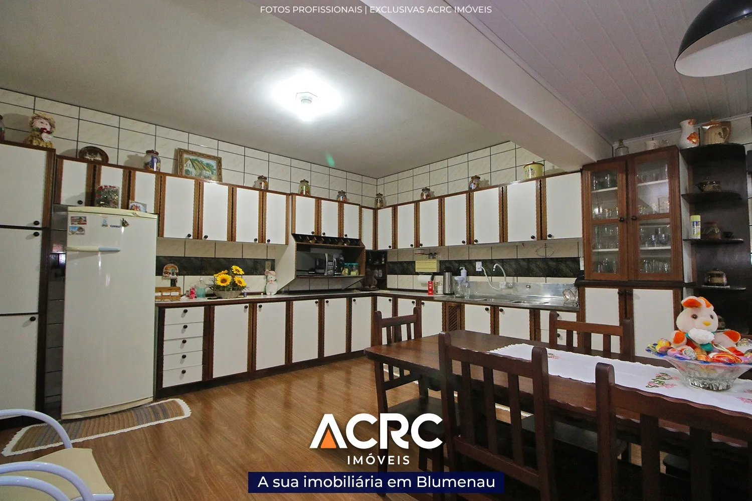 ACRC Imóveis - Casa com amplo terreno para venda no Bairro Itoupavazinha — foto 6