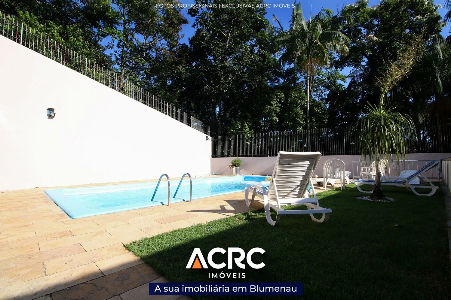 ACRC Imóveis - Casa semimobiliada com área de festas e churrasqueira para venda no Bairro Escola Agrícola - foto 1
