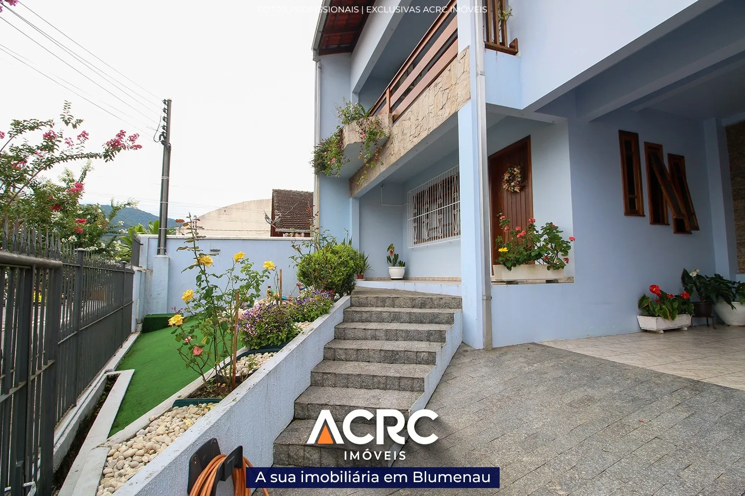 ACRC Imóveis - Casa semimobiliada com aquecimento solar para venda no Bairro Garcia — foto 3