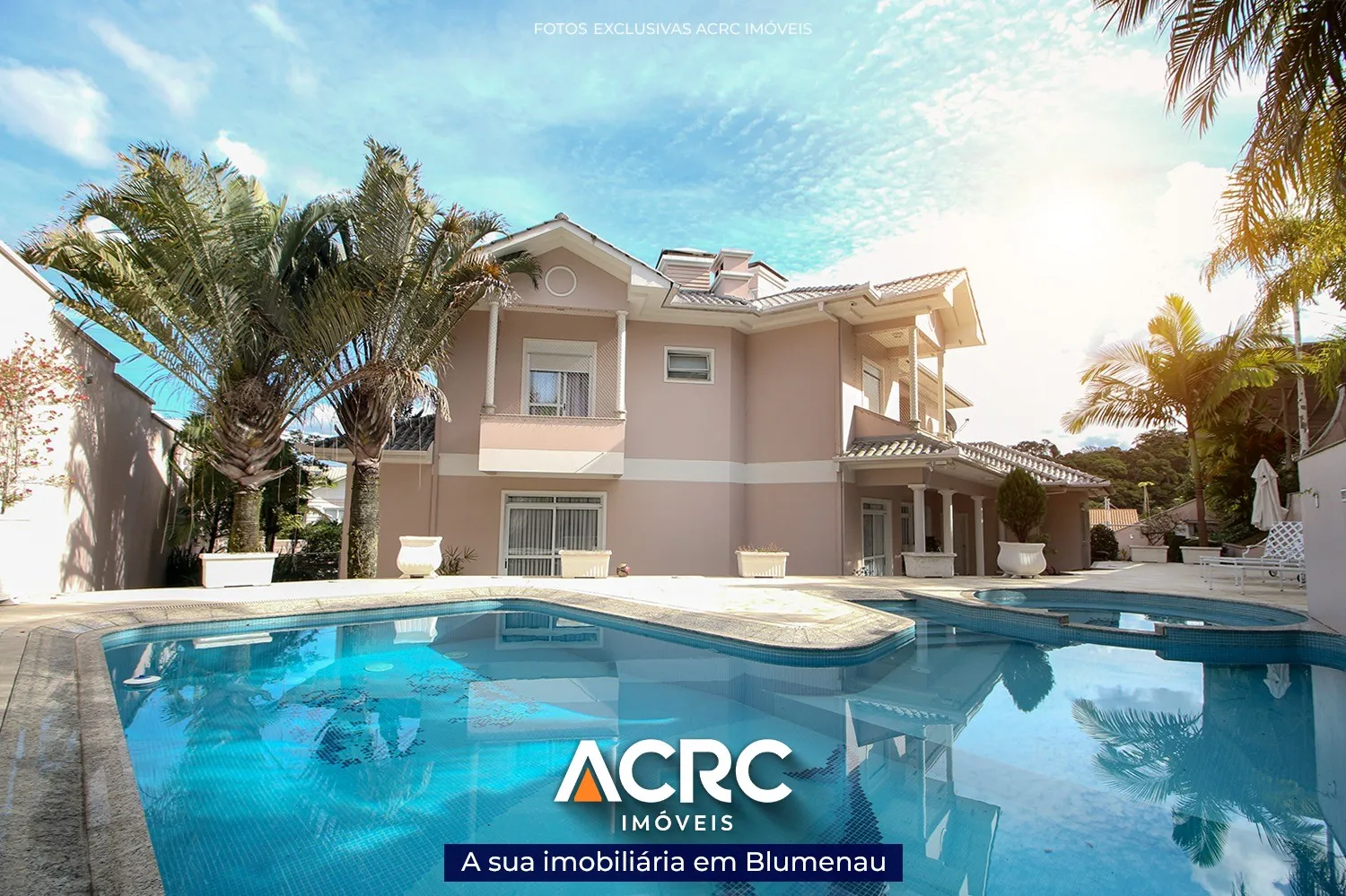 ACRC Imóveis - Casa à Venda no bairro Itoupava Norte — foto 2