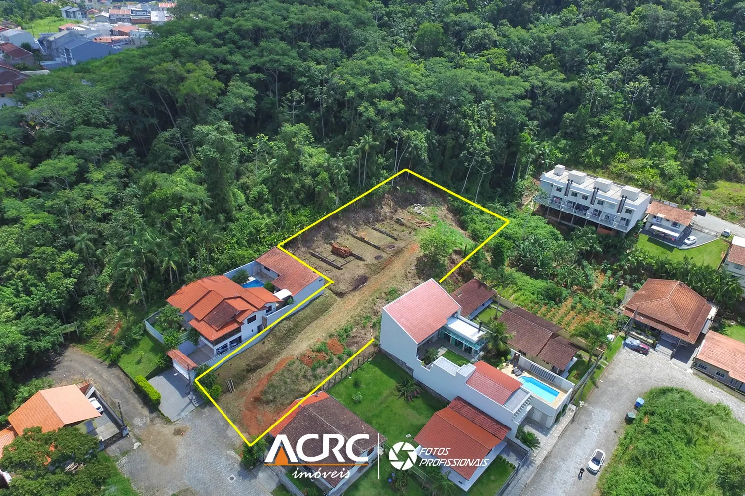 ACRC Imóvel - Terreno com 1.740m de área total para venda no Bairro Velha Central - foto 1