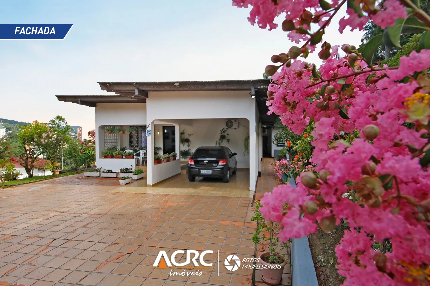 ACRC Imóveis - Casa residencial semi mobiliada para venda no Bairro Garcia - foto 1