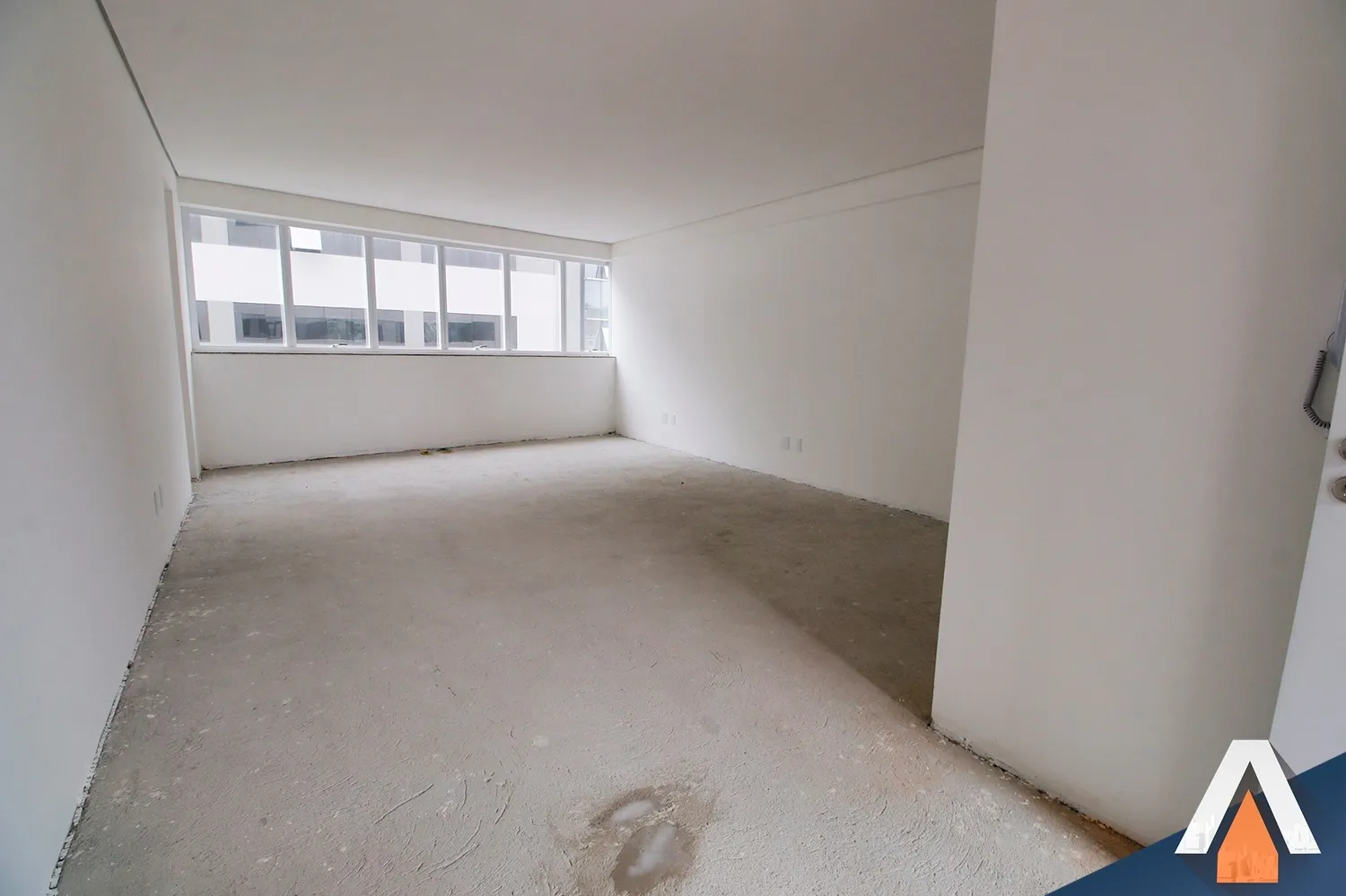 ACRC IMÓVEIS - Oportunidade de alugar sala comercial NOVA, no centro da cidade - foto 1