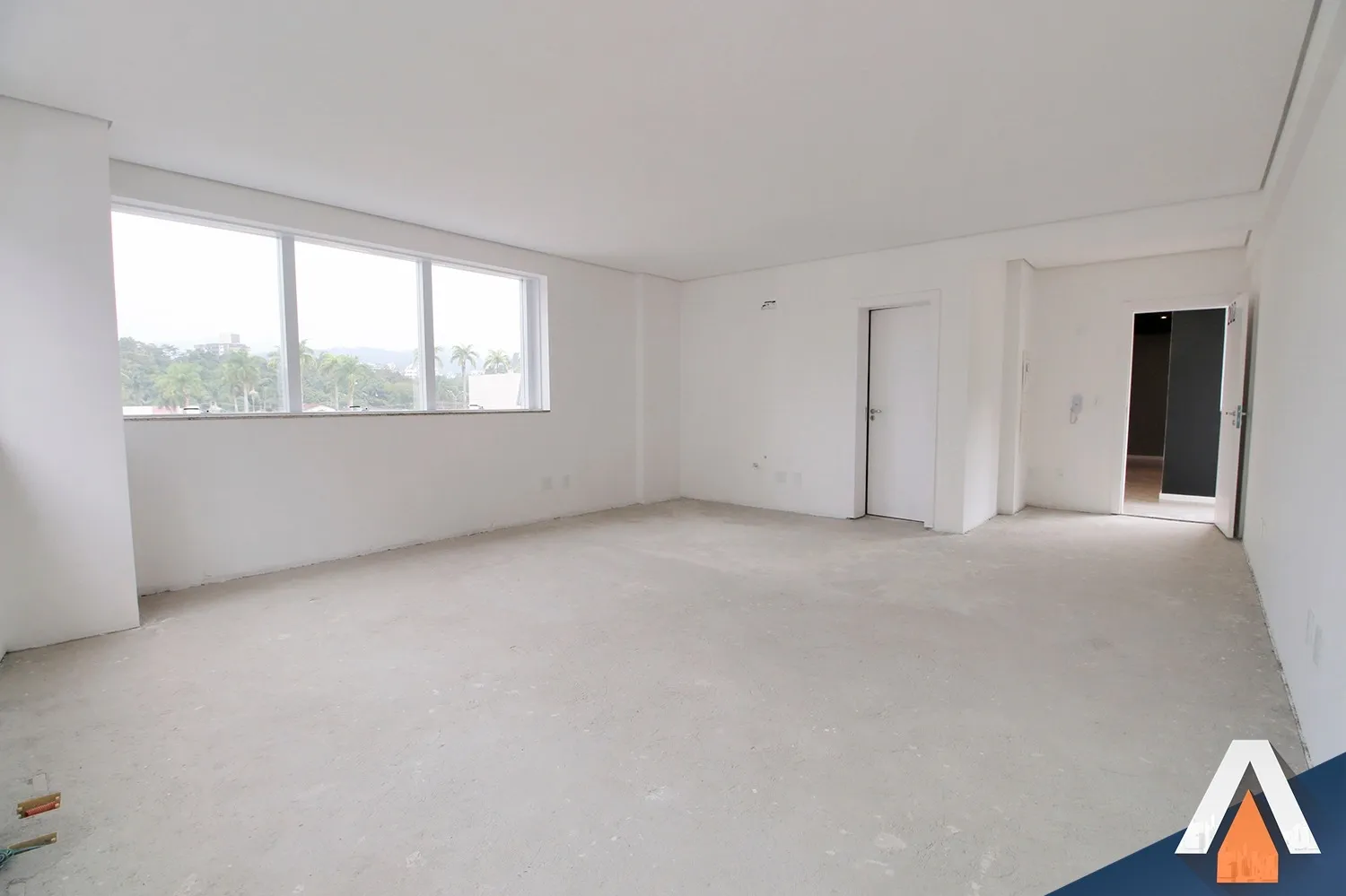 ACRC IMÓVEIS - Sala nova em localização privilegiada no centro e com 01 vaga de garagem — foto 5