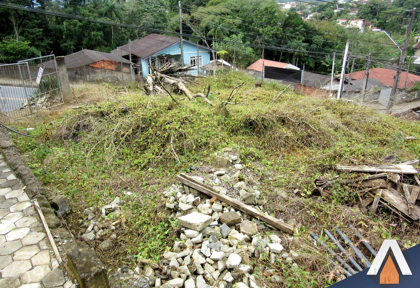 ACRC Imóveis - Terreno à venda no bairro Àgua Verde, com 532 m — foto 4