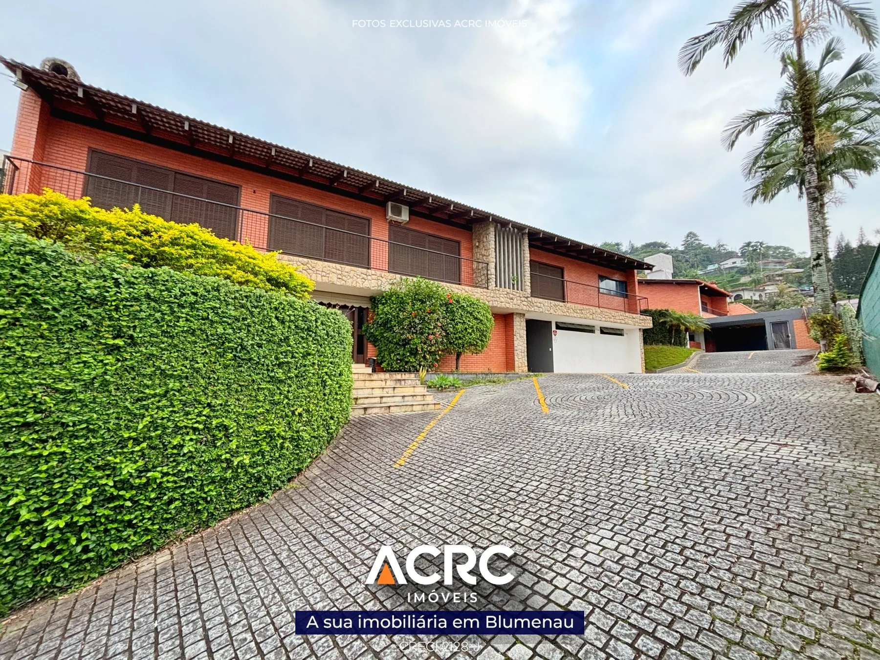 ACRC Imóveis - Casa para locação no Centro da cidade - foto 1