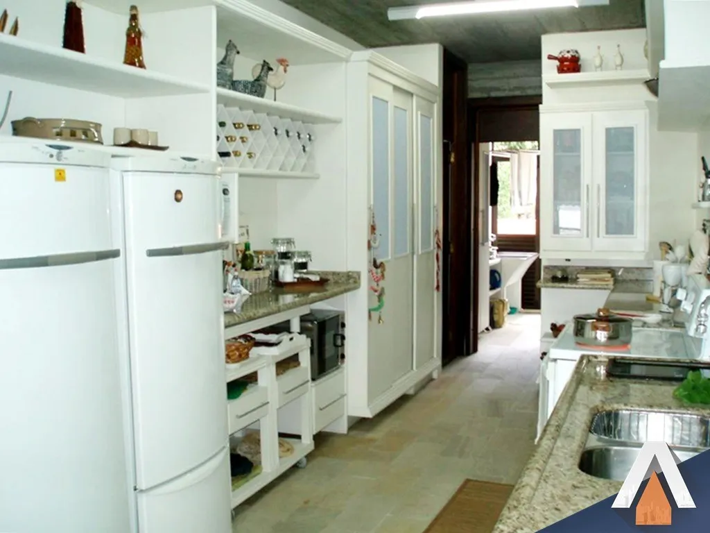 ACRC Imóveis - Apartamento a venda no Bairro Centro de Bombinhas — foto 6