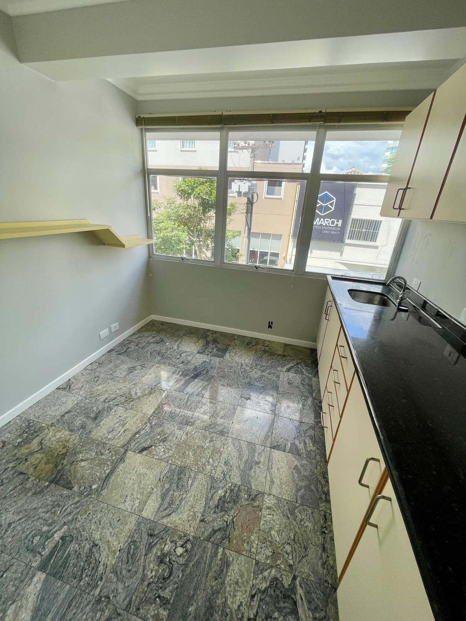 Sala comercial pra venda no Centro de Blumenau — foto 6