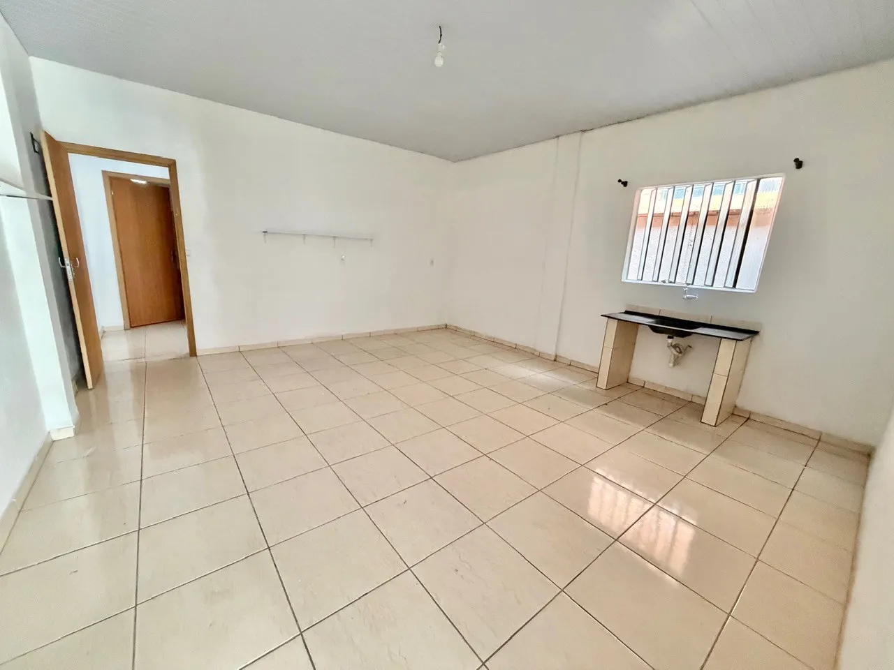 Sala/ Módulo Comercial/ Industrial para Empresas com 90m, para Alugar na Rua Bahia, bairro Passo Manso em Blumenau/SC — foto 4