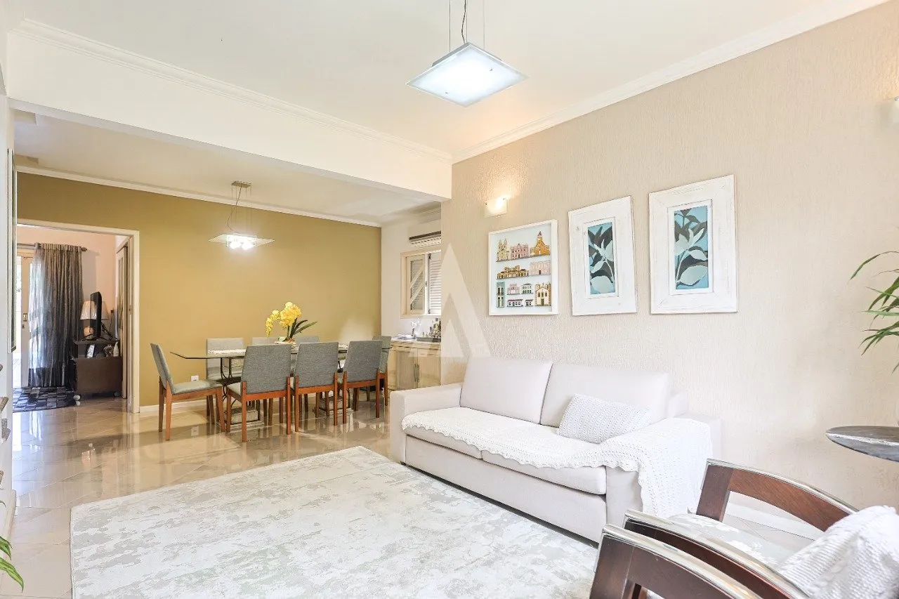 Casa com 2 suítes e 3 quartos à venda no bairro Santo Antônio em Joinville-SC por R$1.600.000,00. — foto 3