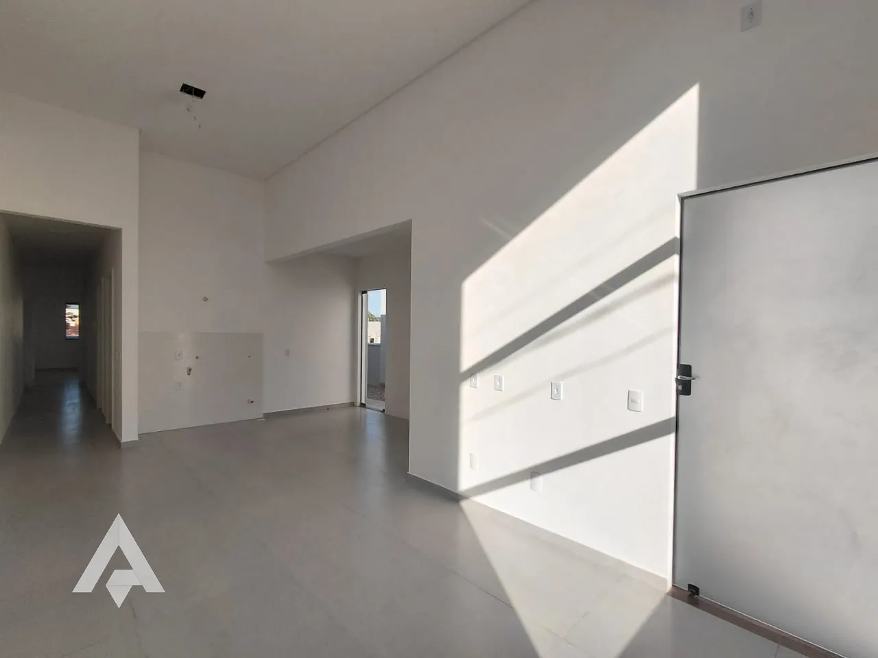 Casa com 3 dormitórios sendo uma suíte à venda por R$ 485.000,00 - Bairro Benedito - Indaial/SC — foto 4