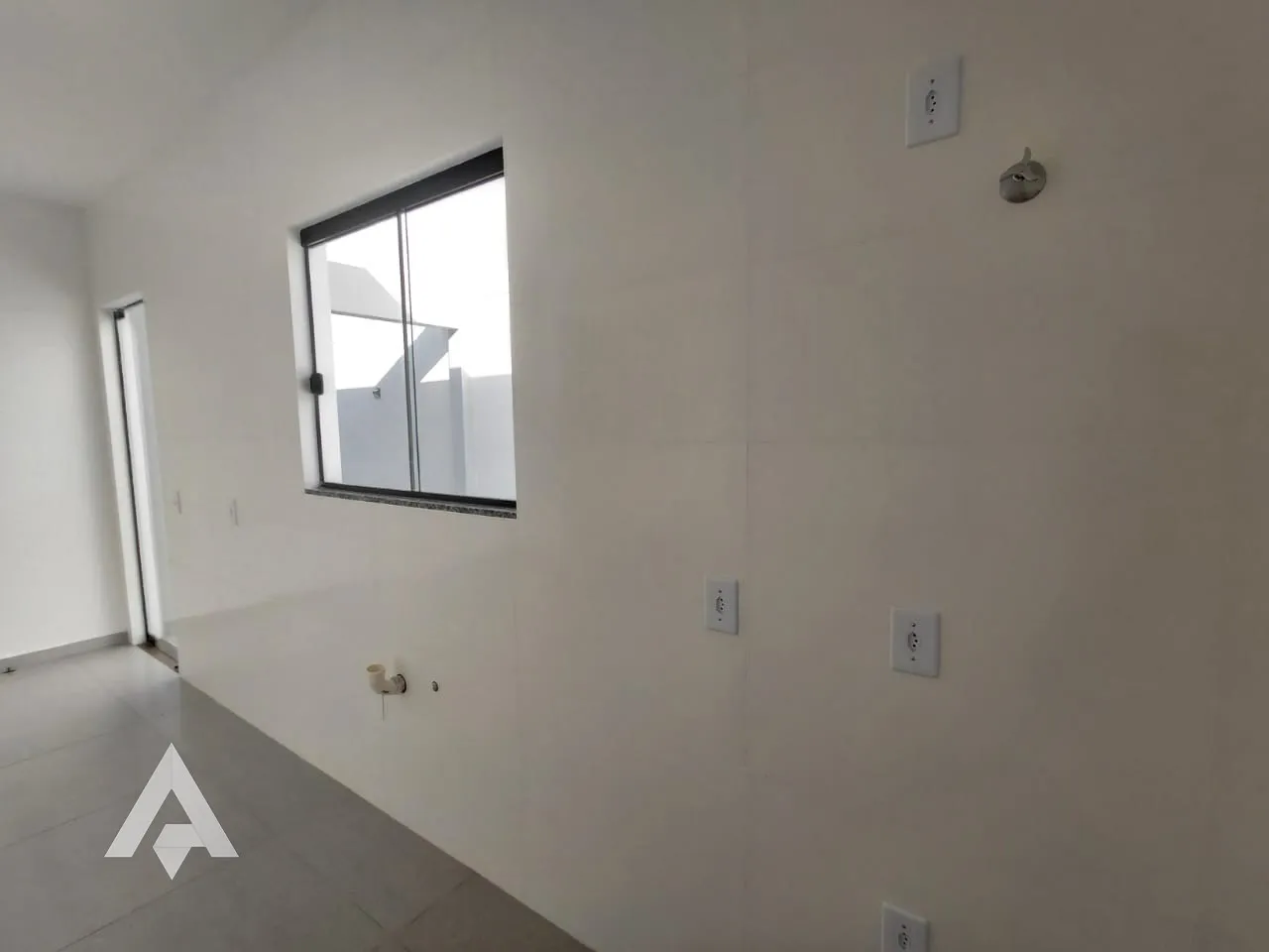 Casa com 3 dormitórios sendo uma suíte à venda por R$ 485.000,00 - Bairro Benedito - Indaial/SC — foto 5