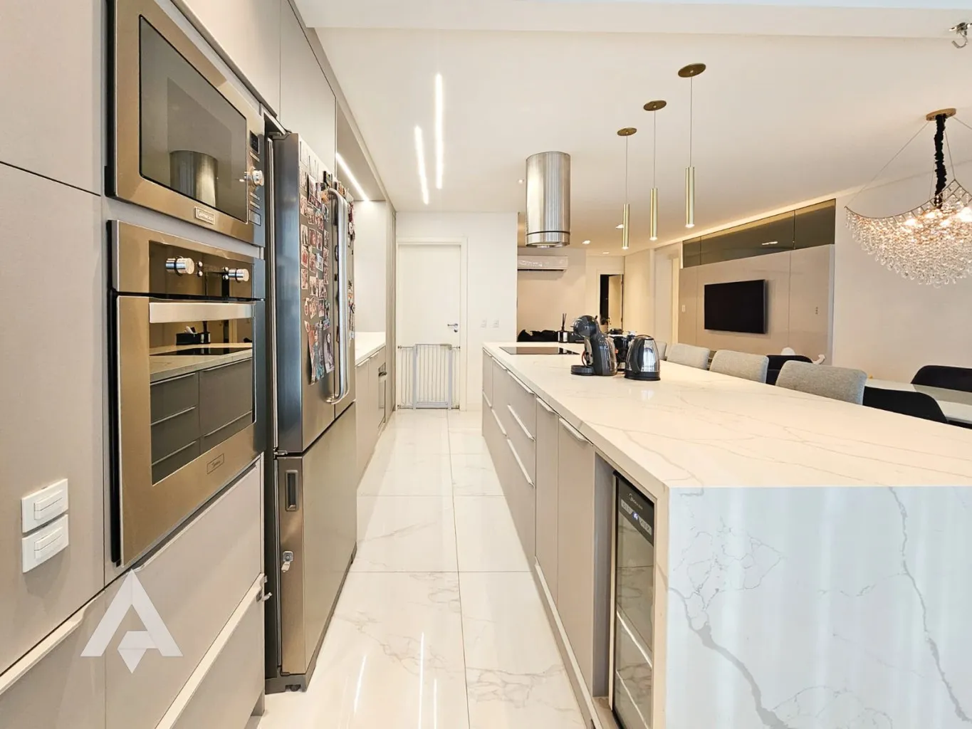 Apartamento com 3 suítes à venda por R$ 1.200.000,00 - Bairro Velha - Blumenau/SC — foto 3