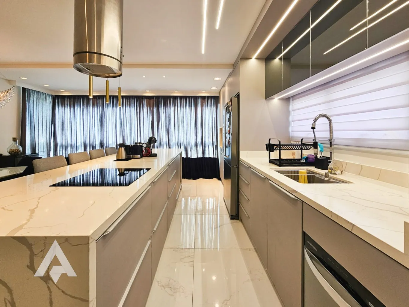 Apartamento com 3 suítes à venda por R$ 1.200.000,00 - Bairro Velha - Blumenau/SC — foto 4