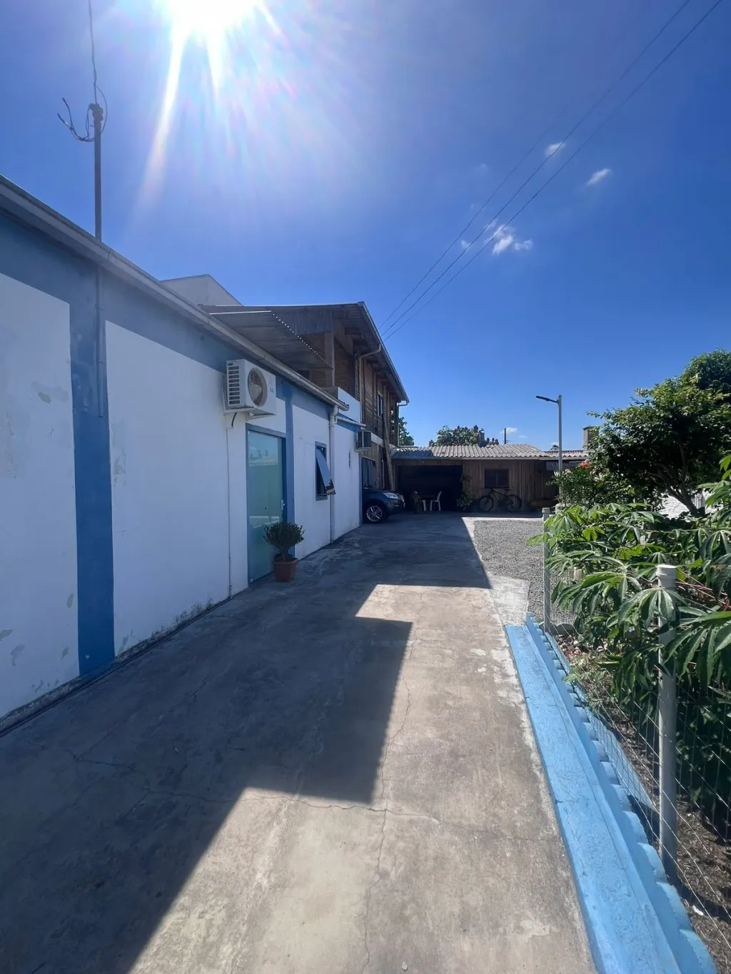 CASA COM SALA COMERCIAL A VENDA- INDAIAL SC — foto 3