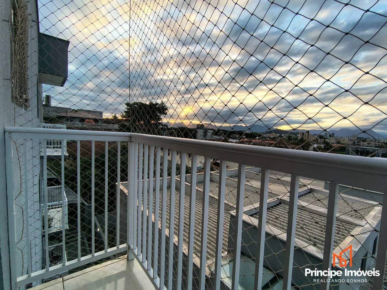 Apartamento com 2 quartos no Guanabara em Joinville — foto 5