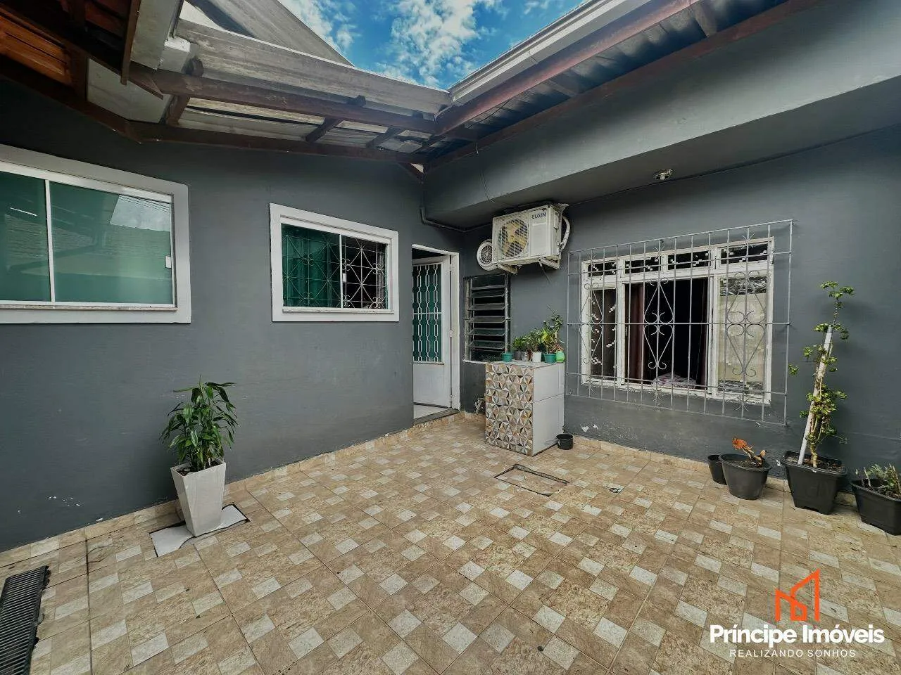Casa com 3 quartos no Iririú em Joinville — foto 6