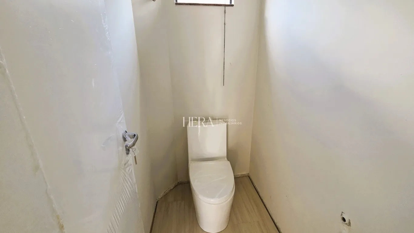 Sobrado tríplex, 2 suítes a venda no bairro Escola Agrícola. — foto 5