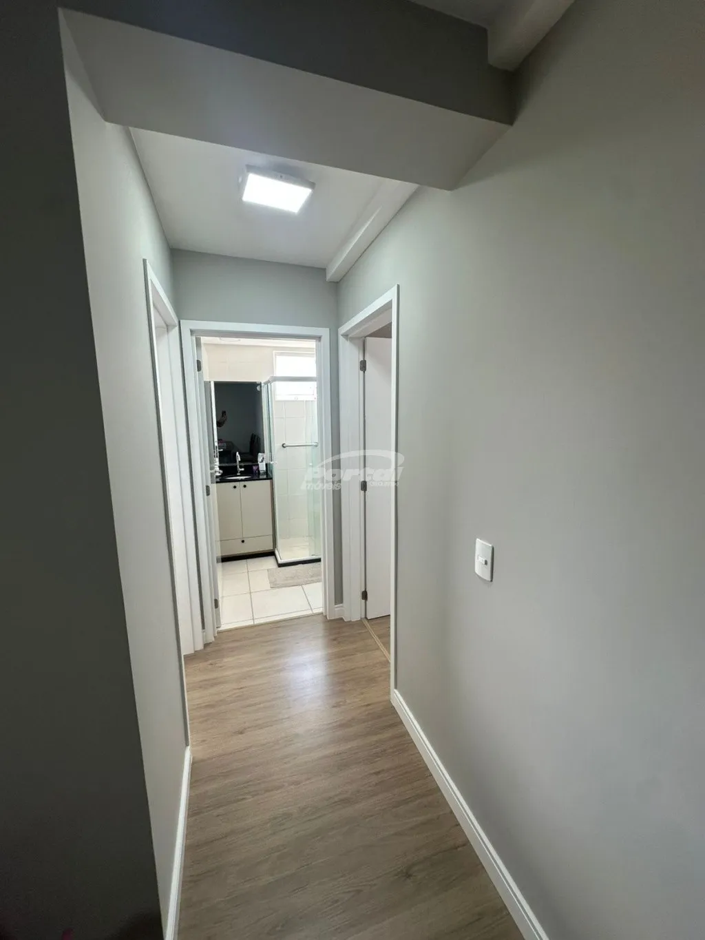 Apartamento com 2 dormitórios, a cerca de 240 metros do mar, no centro de Baln. Piçarras/SC (Cód. 23244) — foto 7