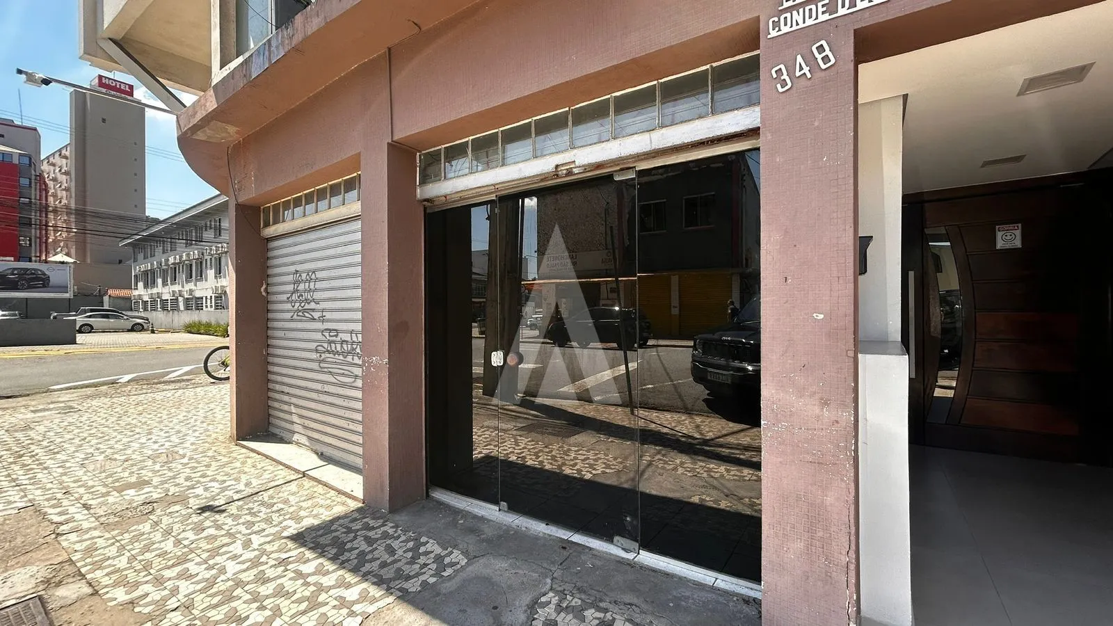 LOJA COM 16M NO CENTRO DA CIDADE, ESQUINA COM A DONA FRANCISCA - foto 1