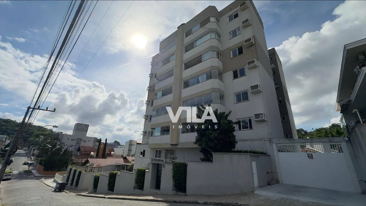 Apartamento Amplo com Suíte Master e 2 Vagas Excelente Localização na Escola Agrícola - foto 1