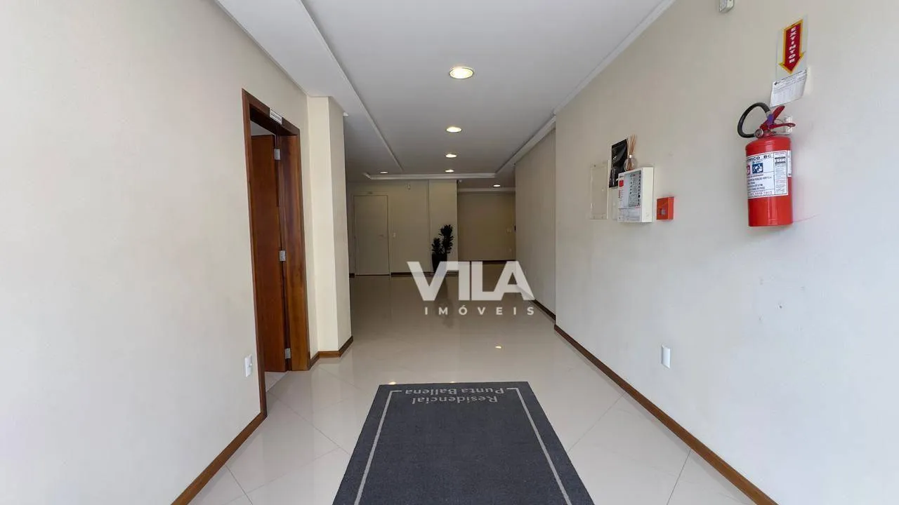 Apartamento Amplo com Suíte Master e 2 Vagas Excelente Localização na Escola Agrícola — foto 3