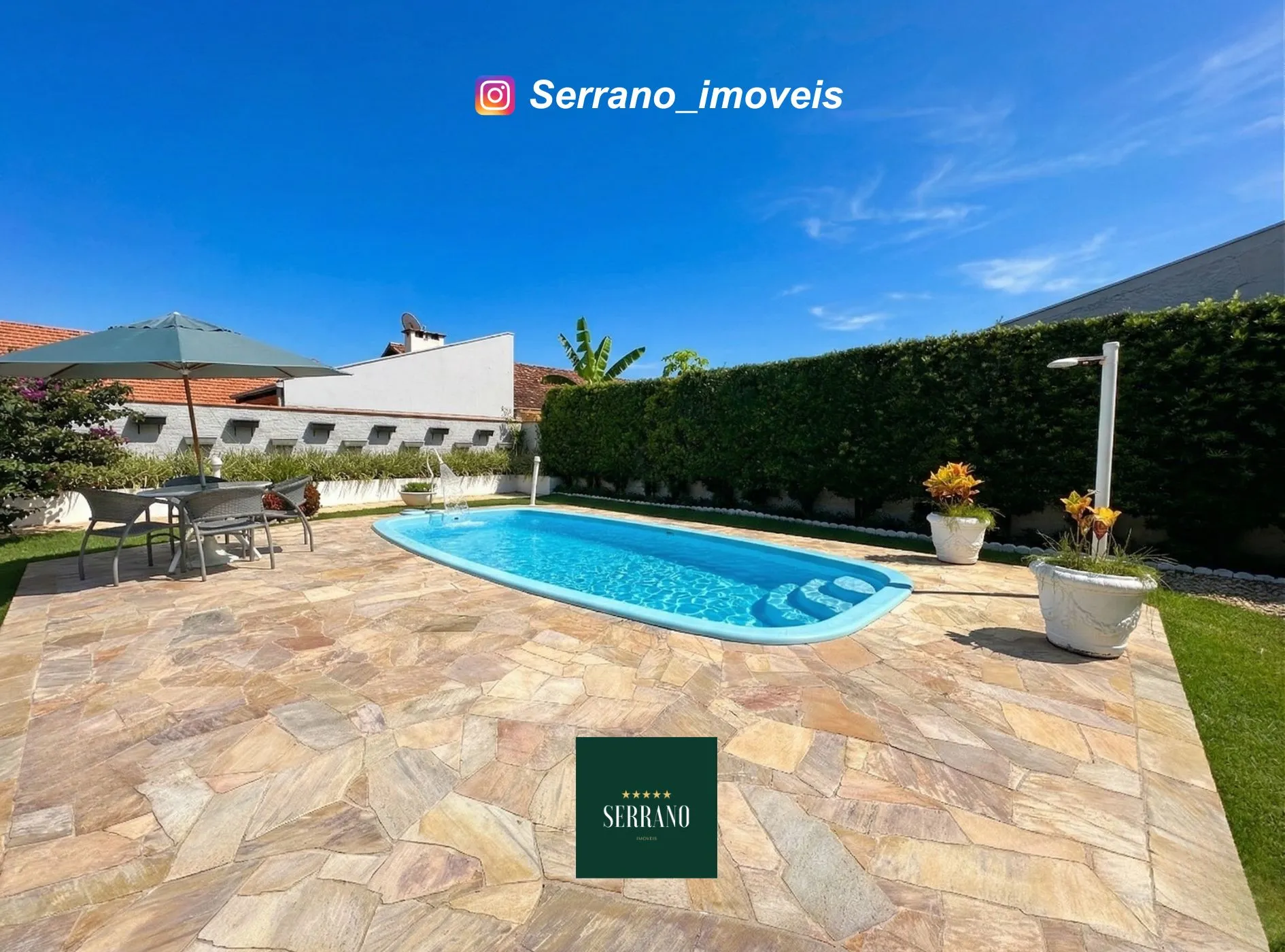 Casa com Piscina à venda — foto 2