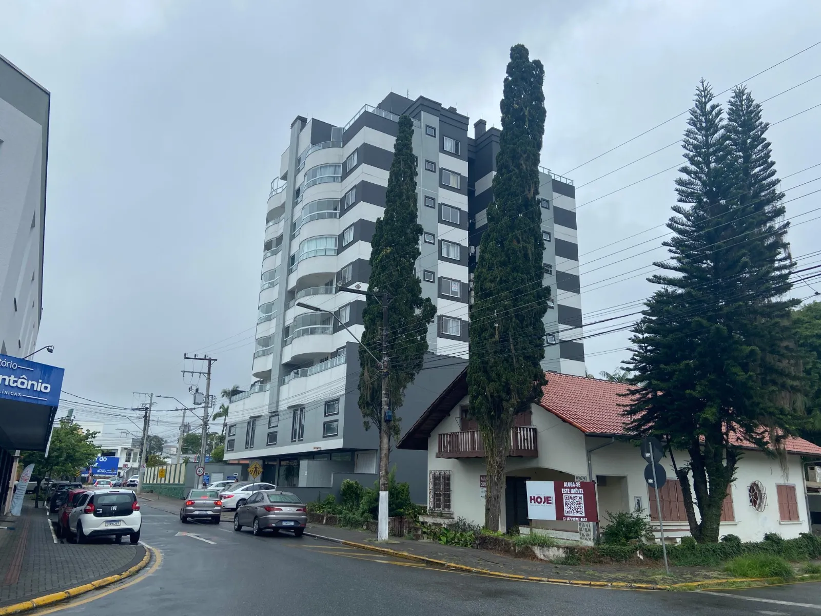 Apartamento com 03 dormitórios no Centro - foto 1