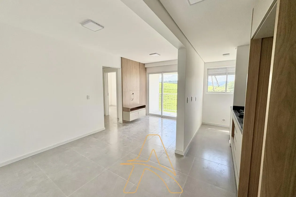 Apartamento Semi Mobiliado com 2 Dormitório na Fortaleza Alta — foto 3