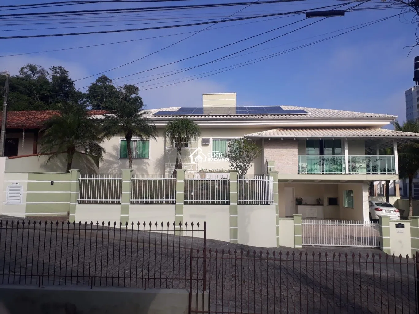 Casa com 4 dormitórios à venda no bairro Água Verde em Blumenau/SC - foto 1