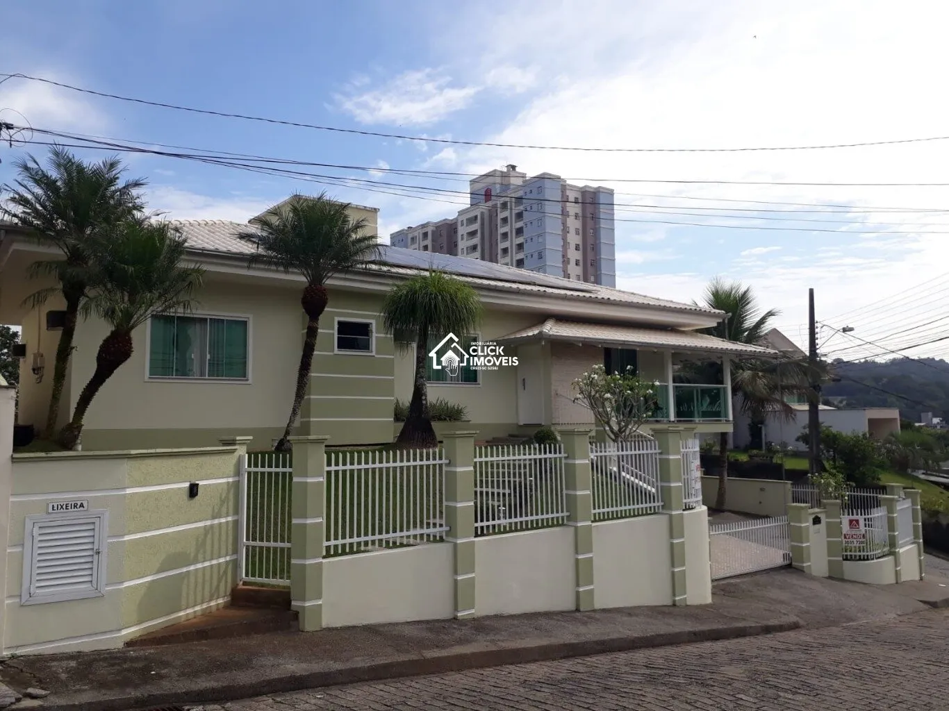 Casa com 4 dormitórios à venda no bairro Água Verde em Blumenau/SC — foto 2