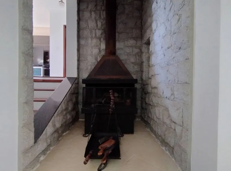 EXCLUSIVO - Residência alto padrão localizada no loteamento Champs Elyséess, a apenas 10 minutos do Centro. Confira! — foto 7