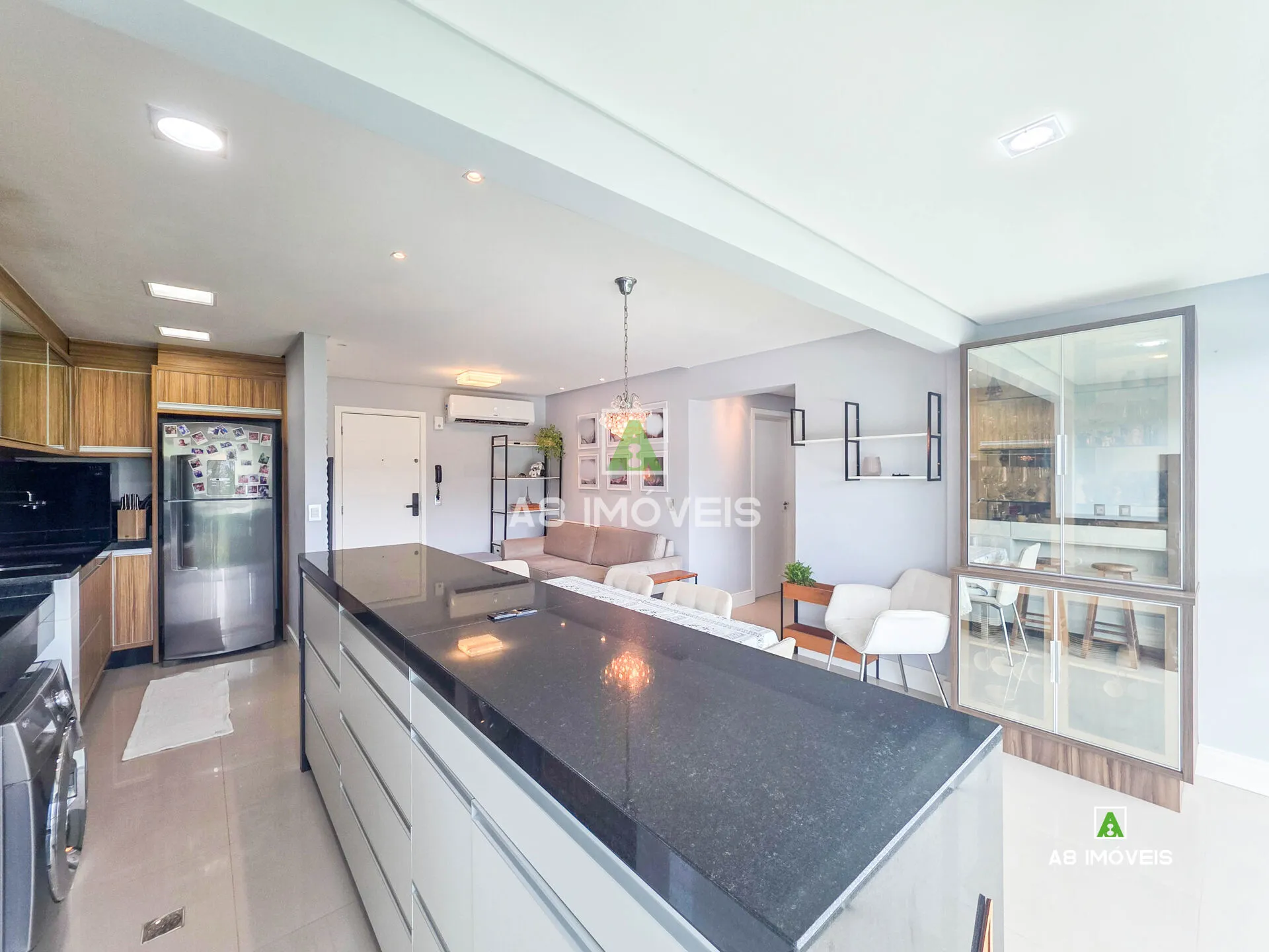 APARTAMENTO MOBILIADO COM SUÍTE DUAS VAGAS ÚLTIMO ANDAR — foto 6