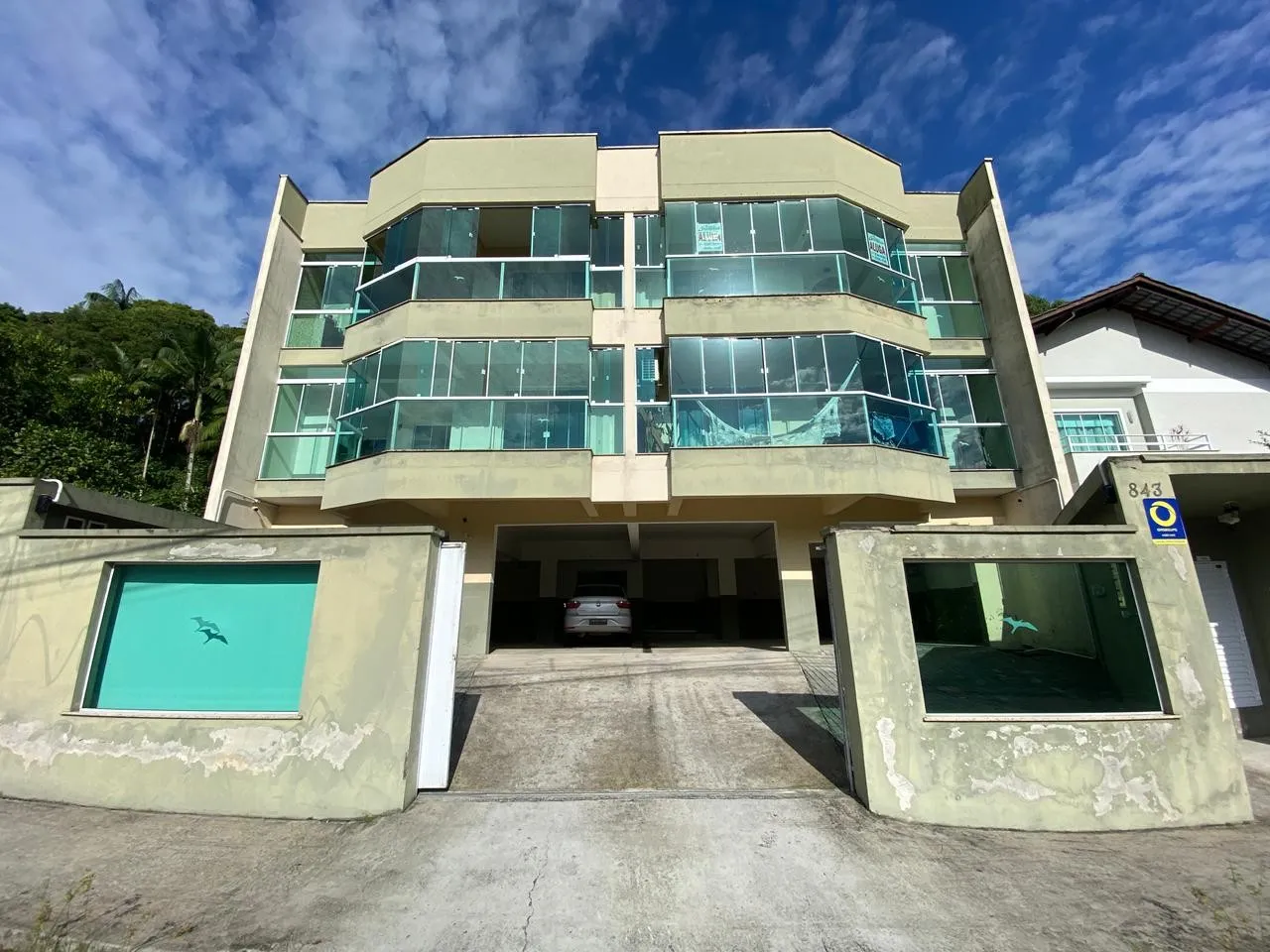 Apartamento semi mobiliado com 3 dormitórios sendo 1 suíte no Bairro Tribess. - foto 1